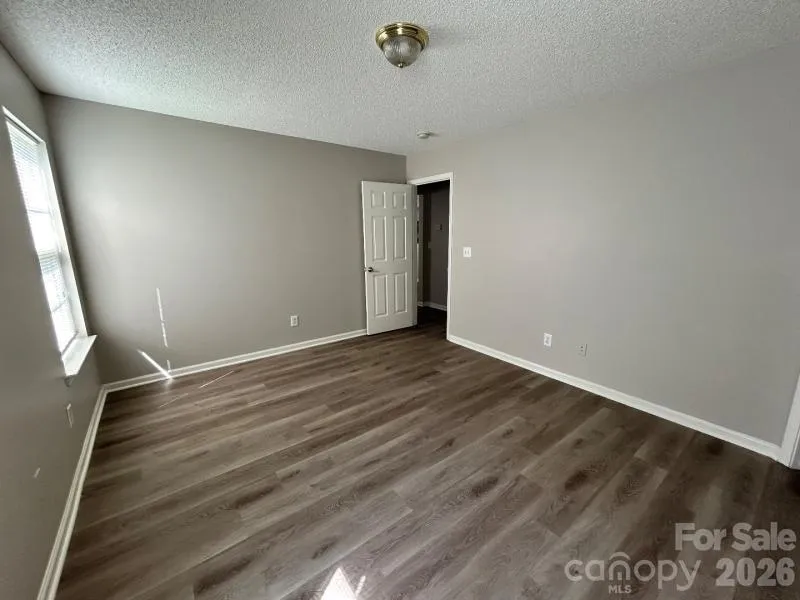 821 Lakehill Road Charlotte, NC 28214