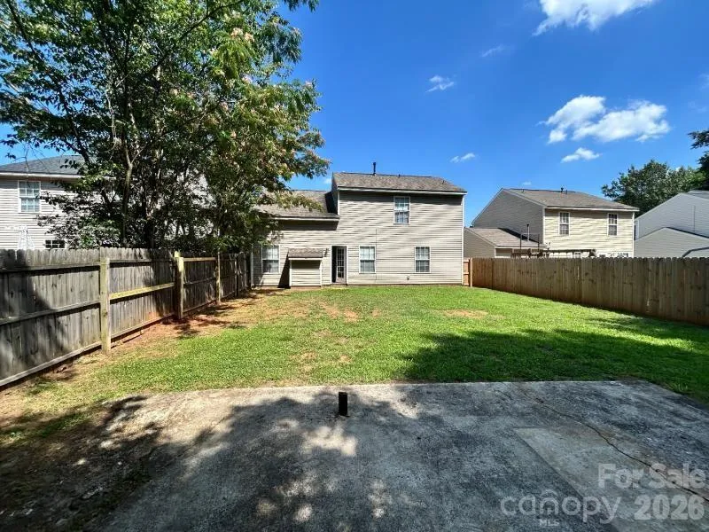 821 Lakehill Road Charlotte, NC 28214