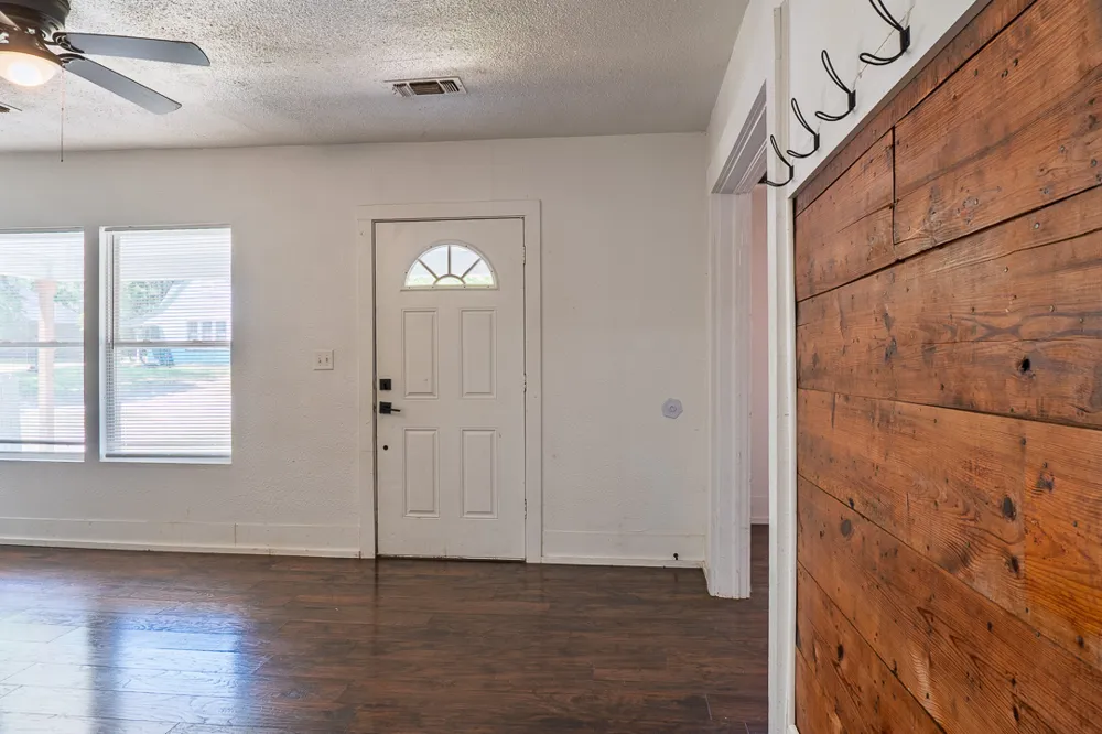 1320 4th Avenue Durant, OK 74701