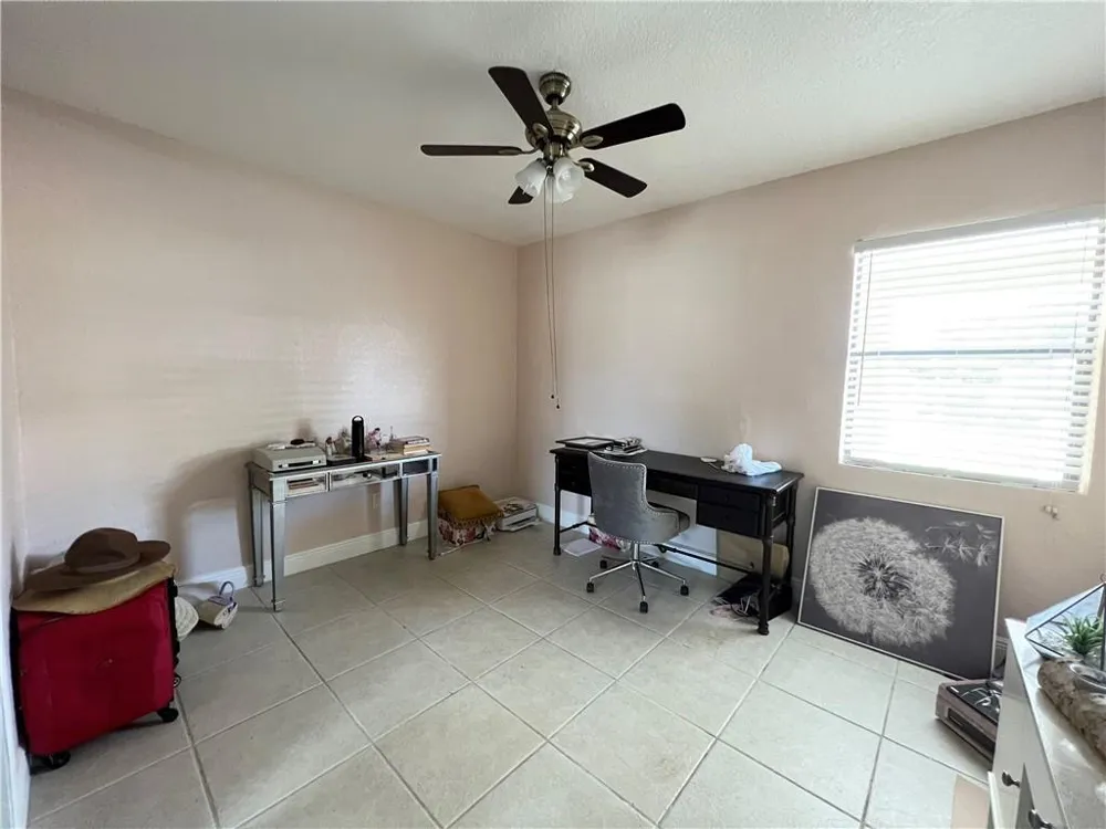 225 E 41st Street Hialeah, FL 33013
