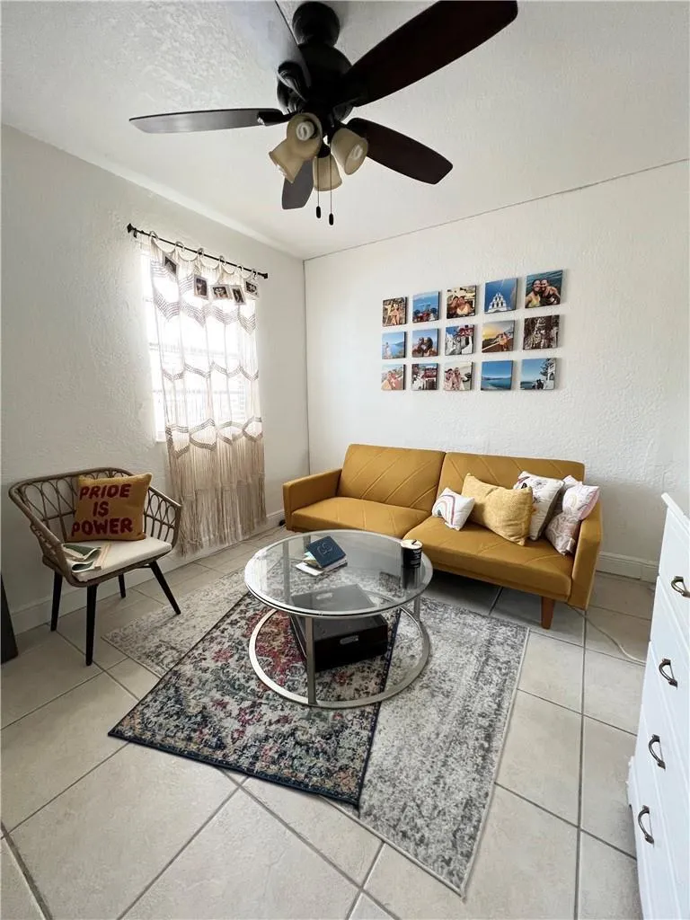225 E 41st Street Hialeah, FL 33013