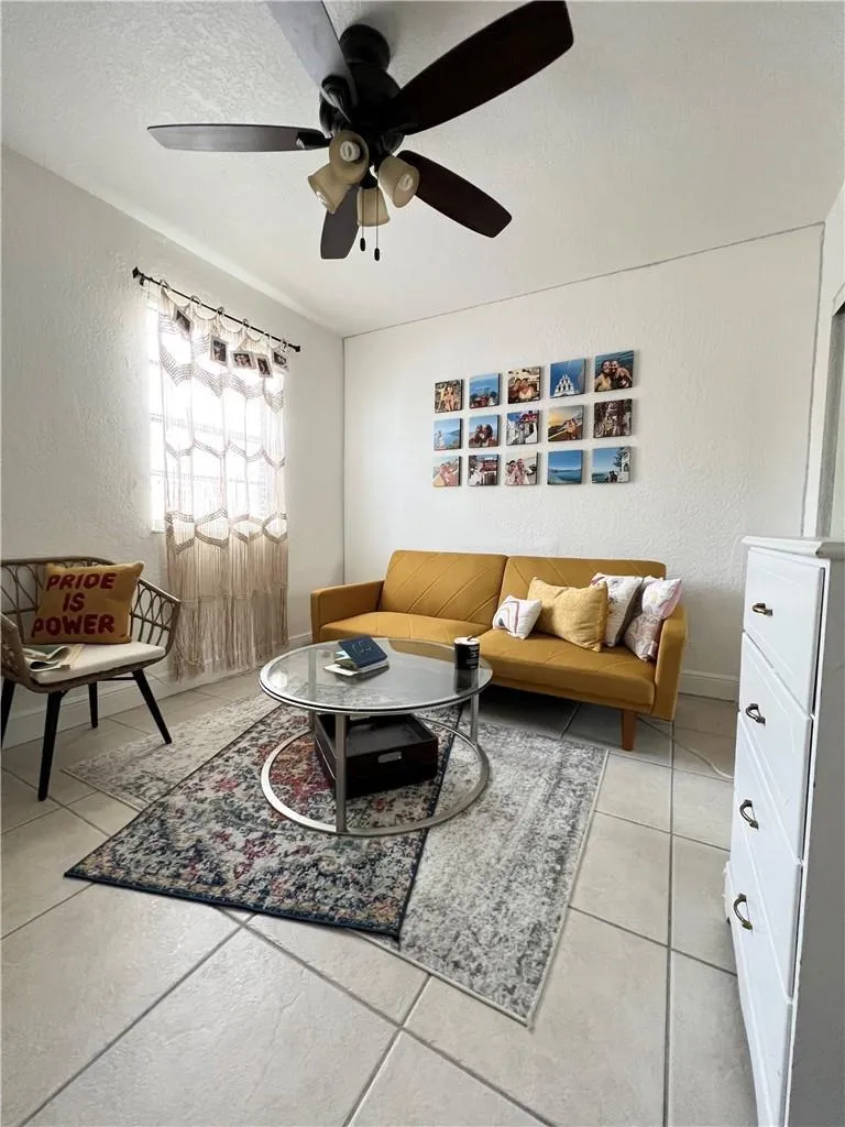 225 E 41st Street Hialeah, FL 33013