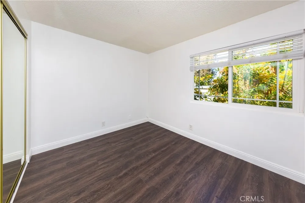 10636 Woodley Avenue #34 Granada Hills, CA 91344