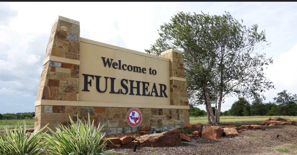 7642 Dixon Road Fulshear, TX 77441