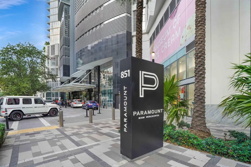 851 NE 1st Avenue #812 Miami, FL 33132