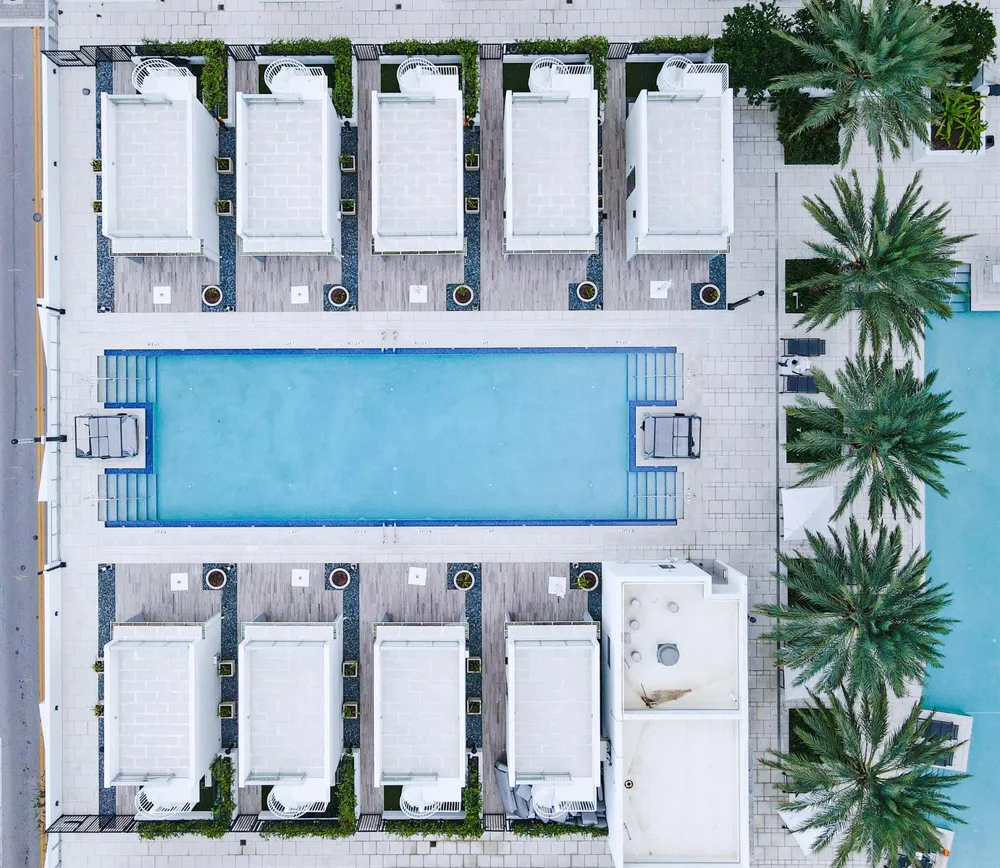 851 NE 1st Avenue #812 Miami, FL 33132