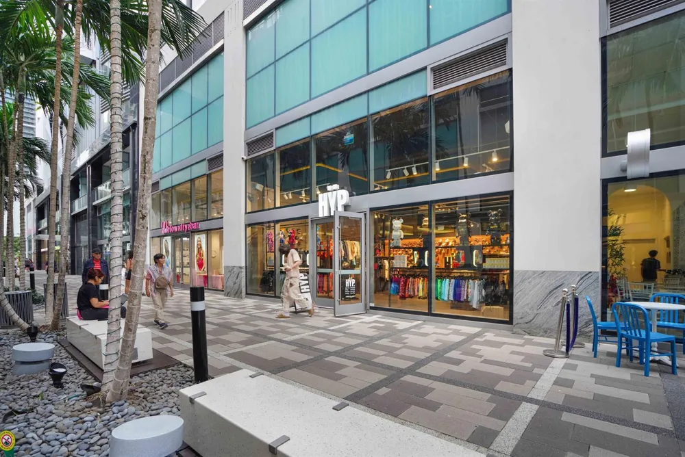 851 NE 1st Avenue #812 Miami, FL 33132