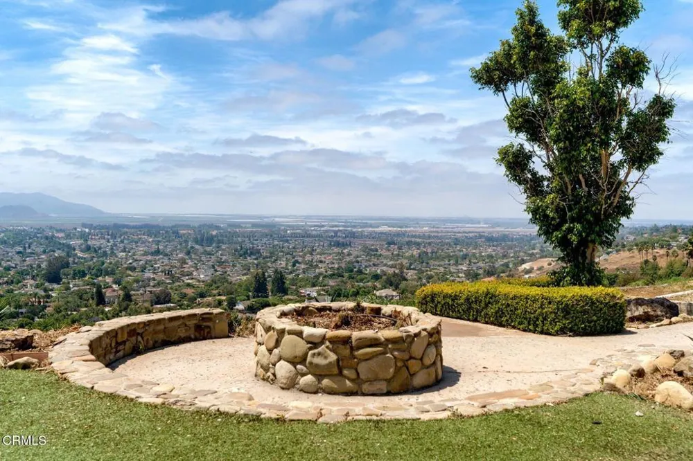 55 Santa Cruz Way Camarillo, CA 93010