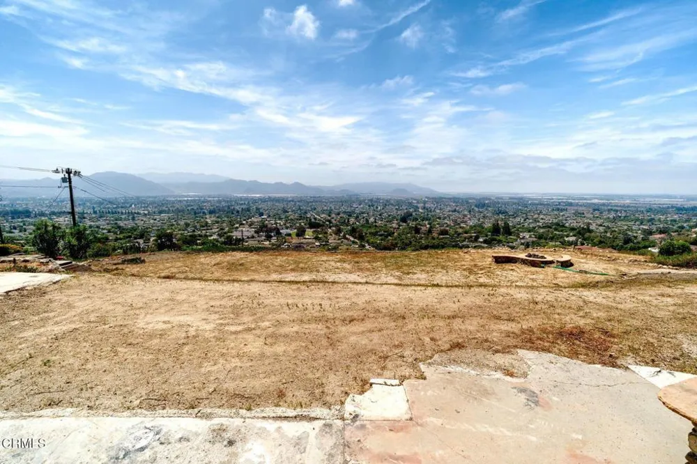 55 Santa Cruz Way Camarillo, CA 93010