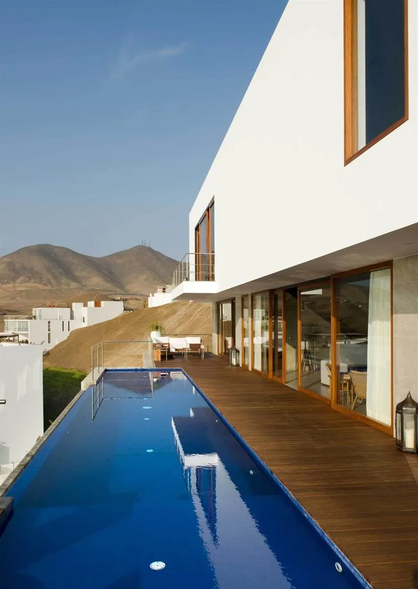 600 Zona Sol Del Mar Mz.J Lt.5-6 #0026 