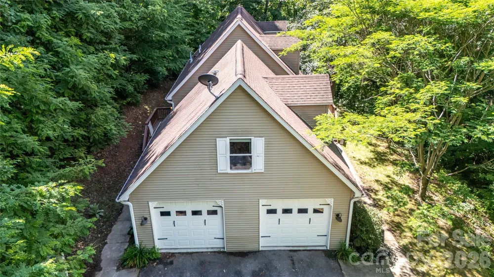 142 Blake Drive Canton, NC 28716