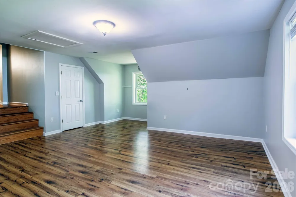 142 Blake Drive Canton, NC 28716