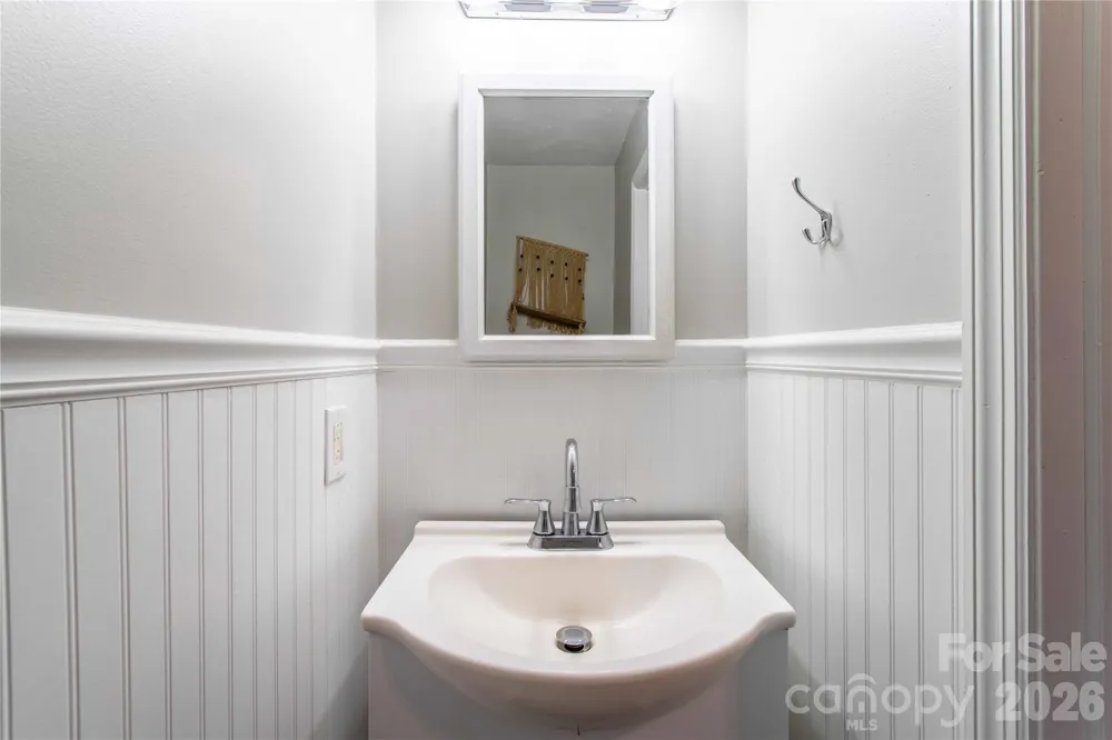 142 Blake Drive Canton, NC 28716