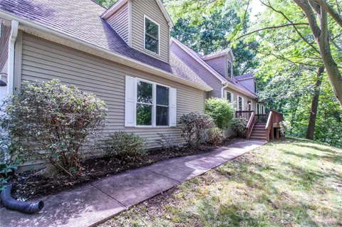 142 Blake Drive