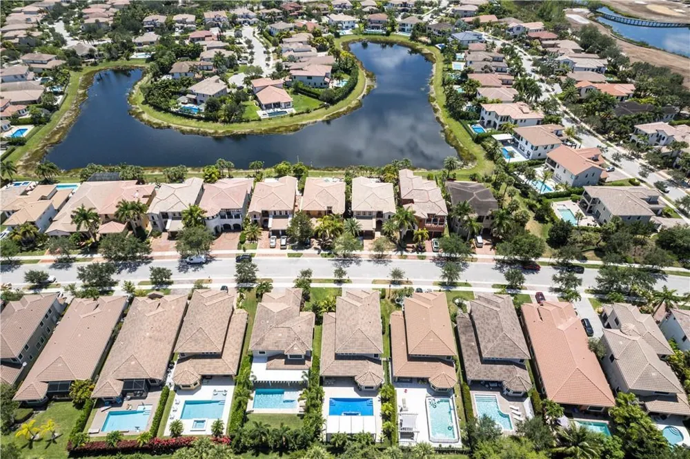8181 Canopy Terrace Parkland, FL 33076