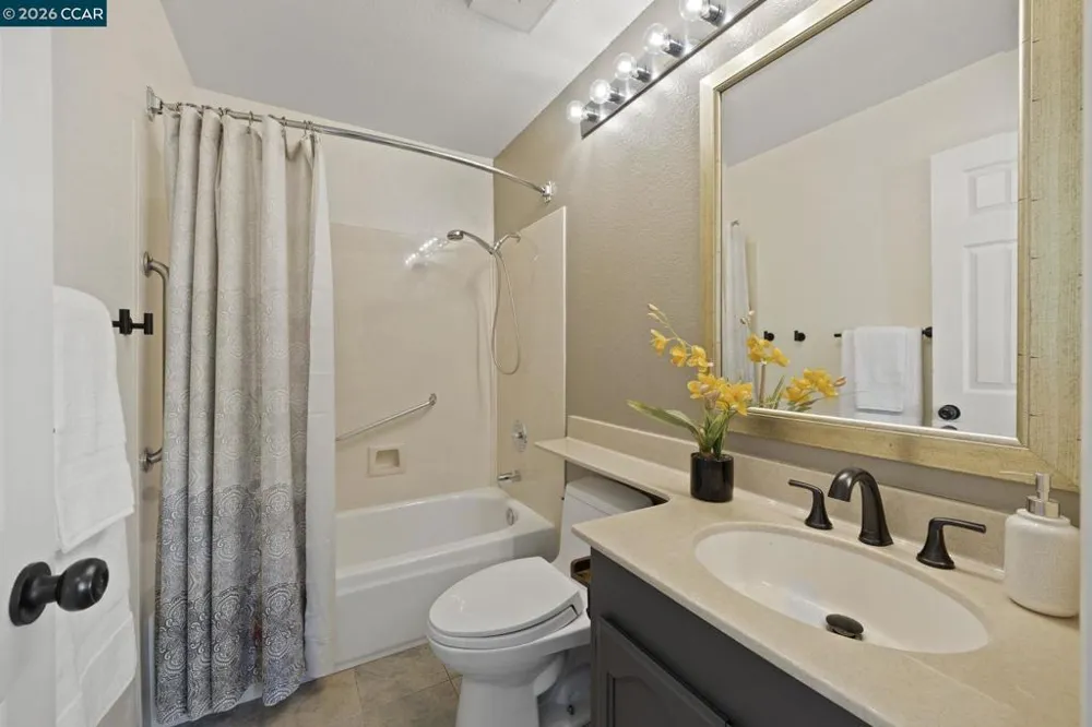 637 Julpun Loop Clayton, CA 94517