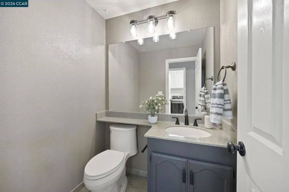 637 Julpun Loop Clayton, CA 94517
