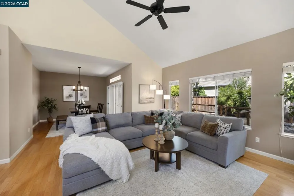 637 Julpun Loop Clayton, CA 94517