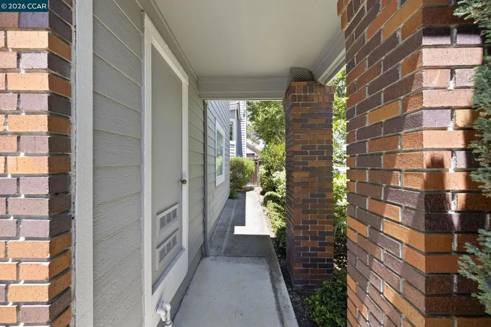637 Julpun Loop Clayton, CA 94517
