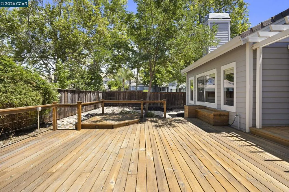 637 Julpun Loop Clayton, CA 94517