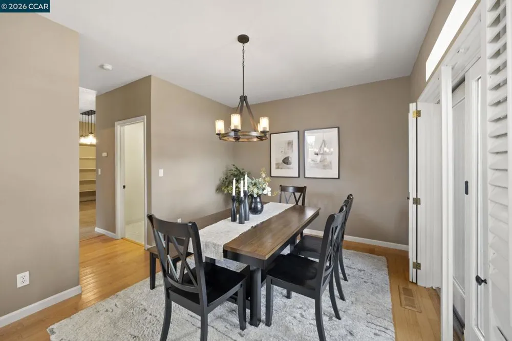 637 Julpun Loop Clayton, CA 94517