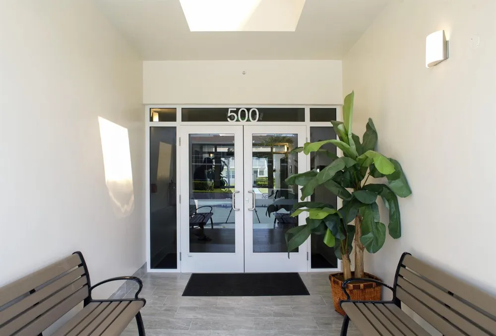 350 Horizons E #206 Boynton Beach, FL 33435