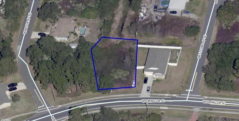 1571 Wyoming Drive Drive SE Palm Bay, FL 32909