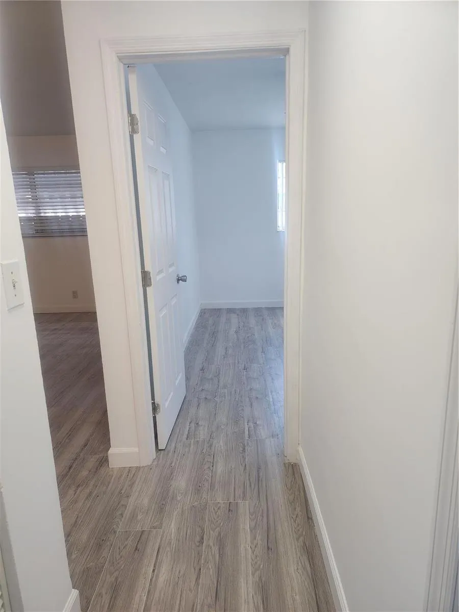 900 SW 11th Street #3 Hallandale Beach, FL 33009