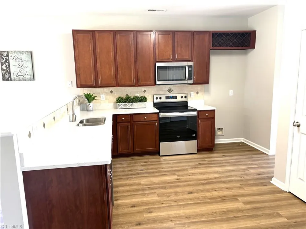 10 Red Brush Court McLeansville, NC 27301