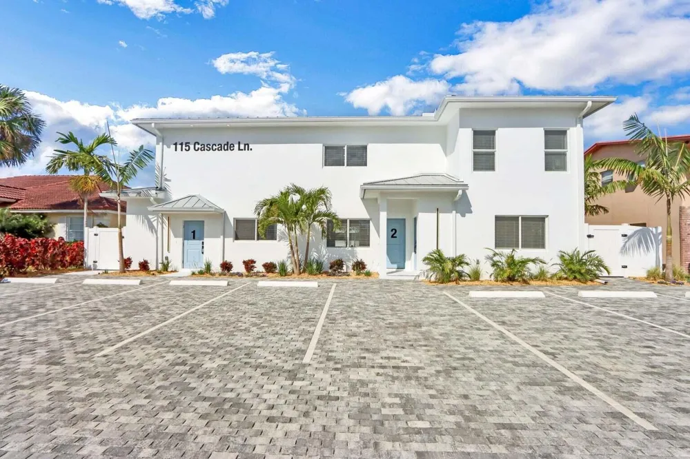 115 Cascade Lane Palm Beach Shores, FL 33404