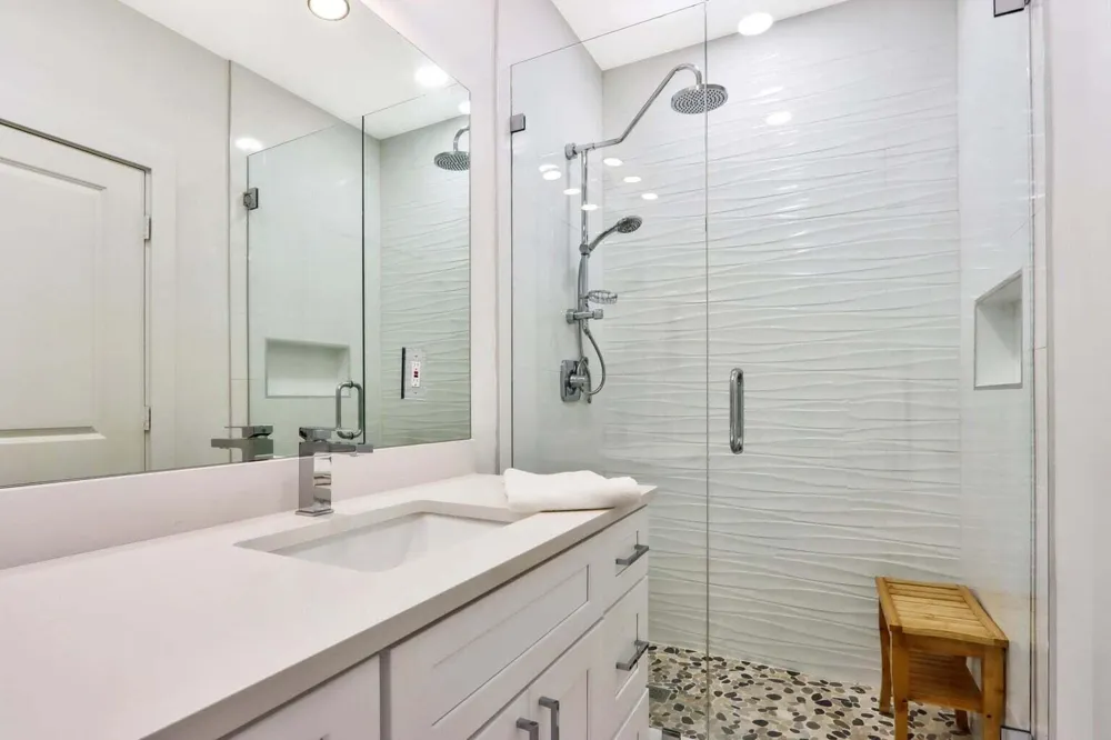 115 Cascade Lane Palm Beach Shores, FL 33404