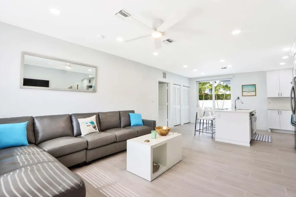 115 Cascade Lane Palm Beach Shores, FL 33404