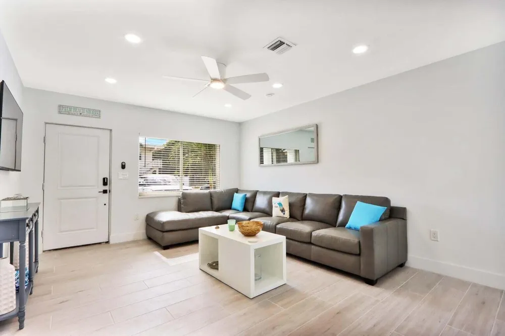 115 Cascade Lane Palm Beach Shores, FL 33404