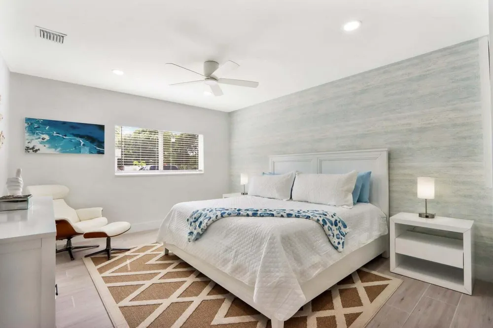 115 Cascade Lane Palm Beach Shores, FL 33404