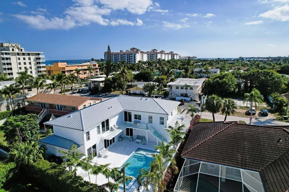115 Cascade Lane Palm Beach Shores, FL 33404