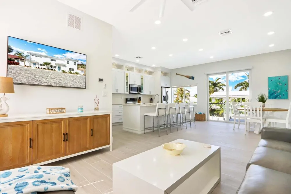 115 Cascade Lane Palm Beach Shores, FL 33404