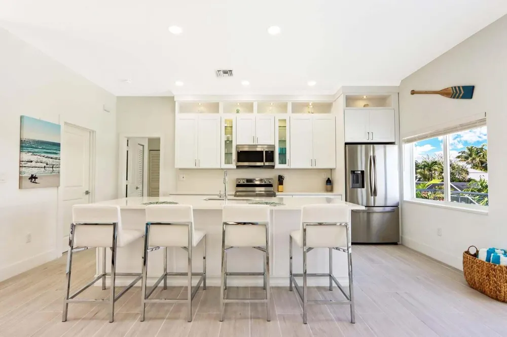 115 Cascade Lane Palm Beach Shores, FL 33404