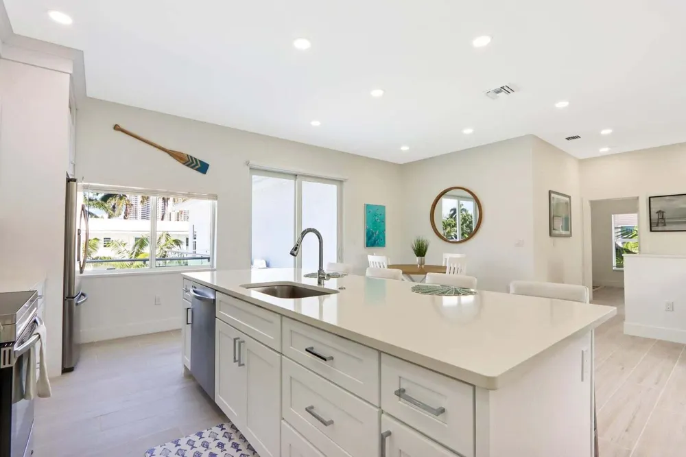 115 Cascade Lane Palm Beach Shores, FL 33404