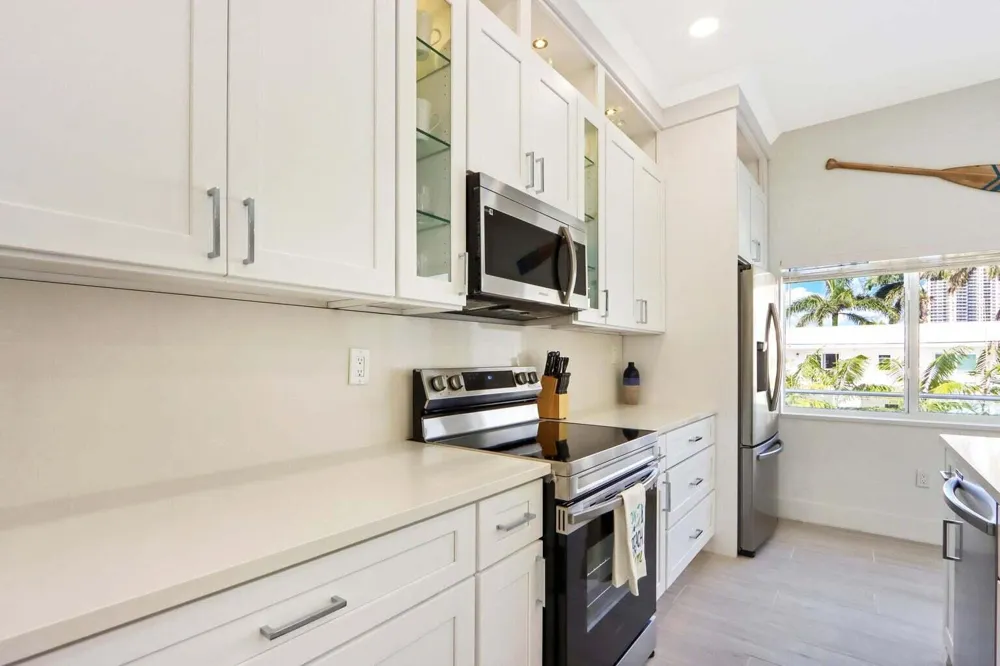 115 Cascade Lane Palm Beach Shores, FL 33404