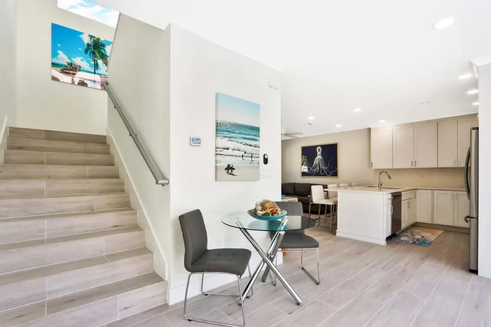 115 Cascade Lane Palm Beach Shores, FL 33404