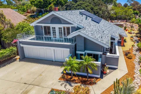 1141 Cerro Largo Dr