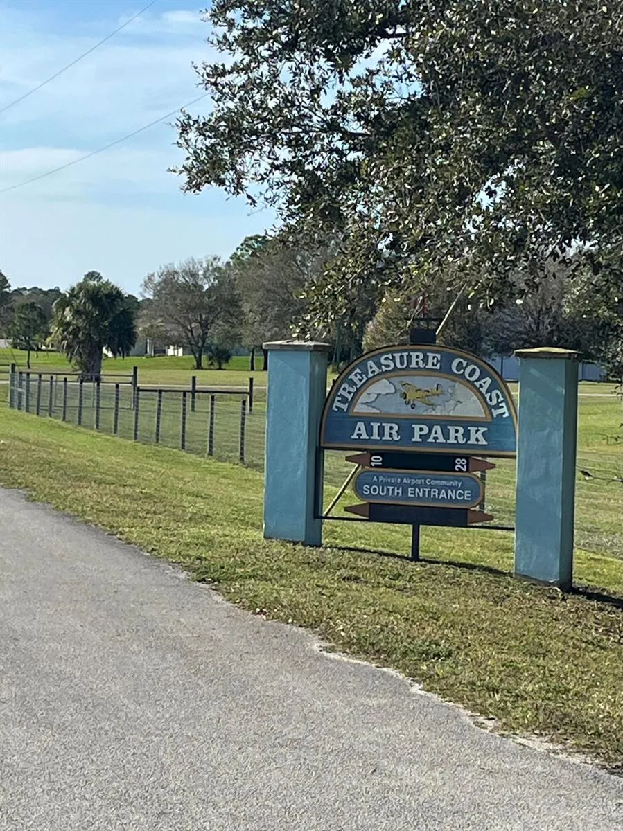 15377 Navion Drive Port St. Lucie, FL 34987