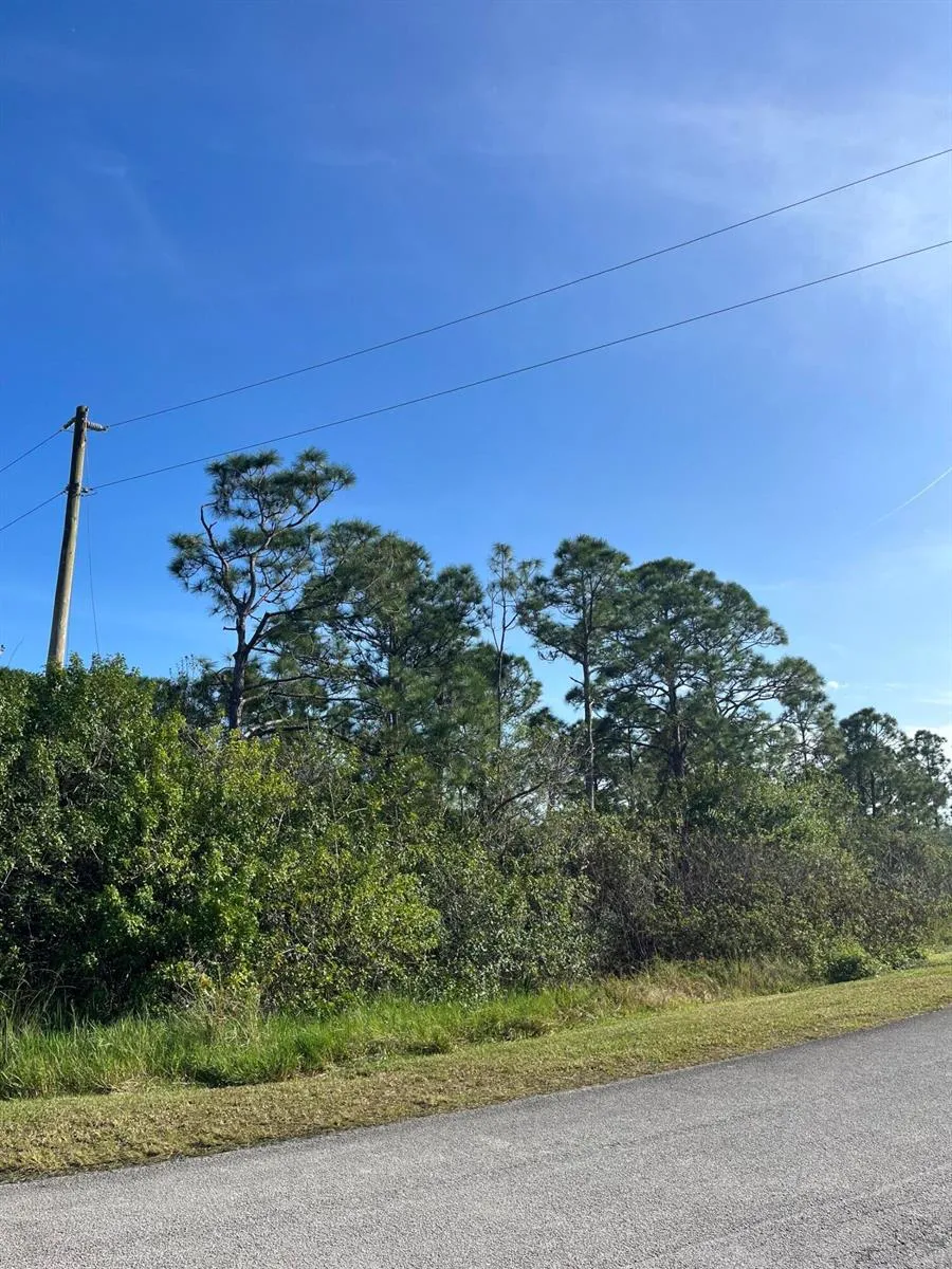 15377 Navion Drive Port St. Lucie, FL 34987