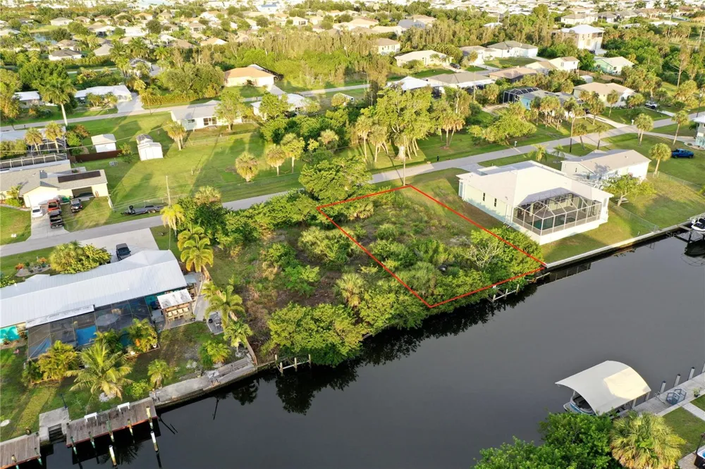 3717 WISTERIA PLACE Punta Gorda, FL 33950