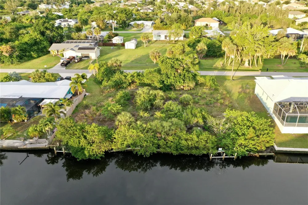 3717 WISTERIA PLACE Punta Gorda, FL 33950