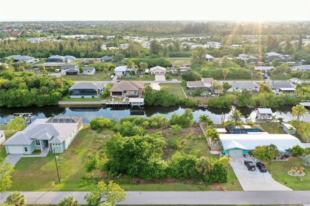3717 WISTERIA PLACE Punta Gorda, FL 33950
