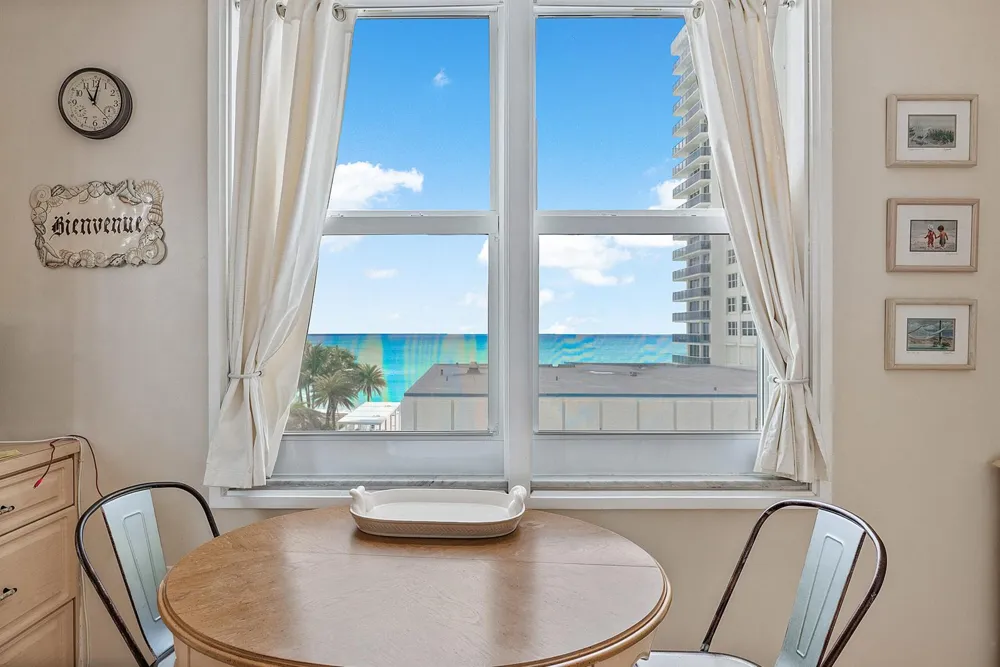 2751 S Ocean Drive #504n Hollywood, FL 33019