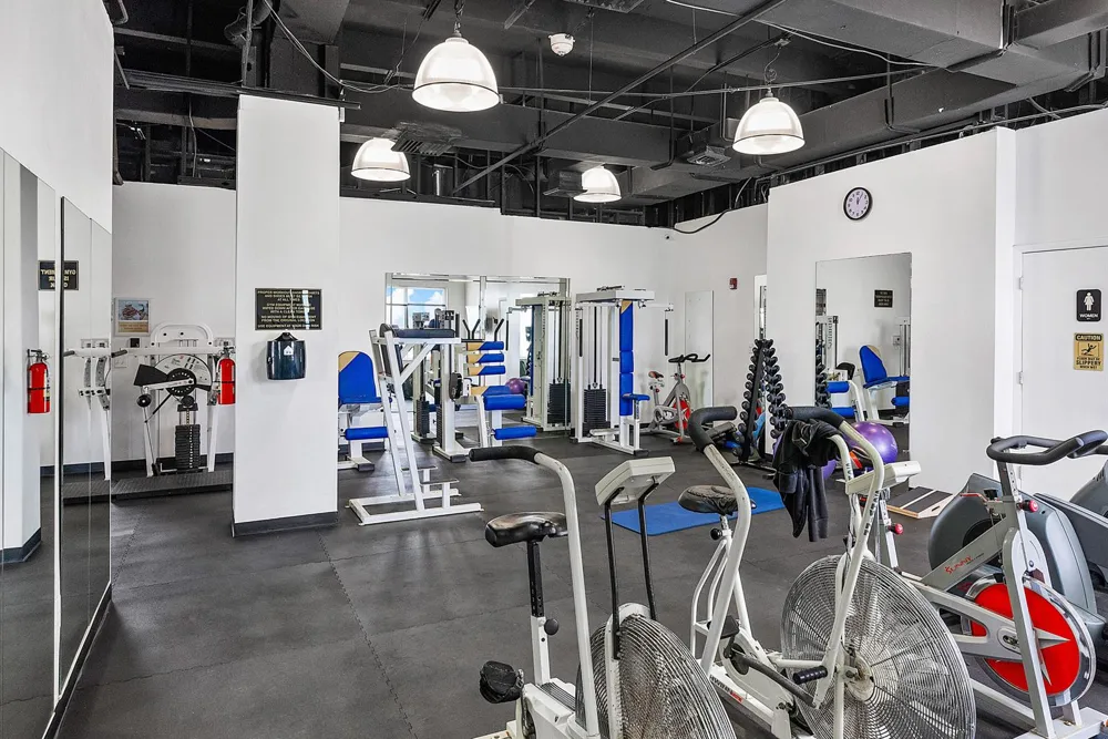 2751 S Ocean Drive #504n Hollywood, FL 33019