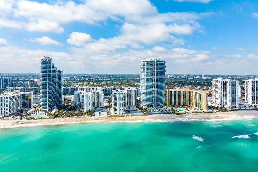 2751 S Ocean Drive #504n Hollywood, FL 33019