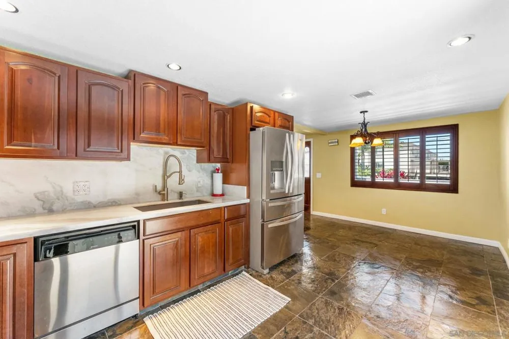 246 E 26th Street National City, CA 91950